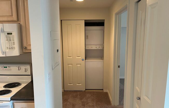 1 bed, 1 bath, 625 sqft, $1,695, Unit 515
