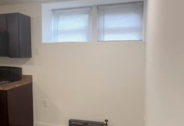 1 bed, 1 bath, 396 sqft, $1,165, Unit A3
