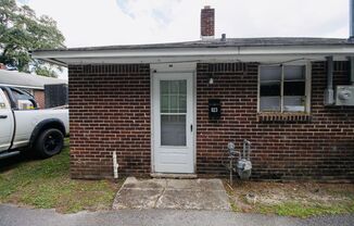 Bright & Convenient 2 Bedroom, 1 Bath in West Columbia