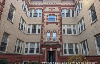 5340 N WINTHROP AVE