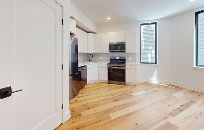 1 bed, 1 bath, 615 sqft, $1,295, Unit 204