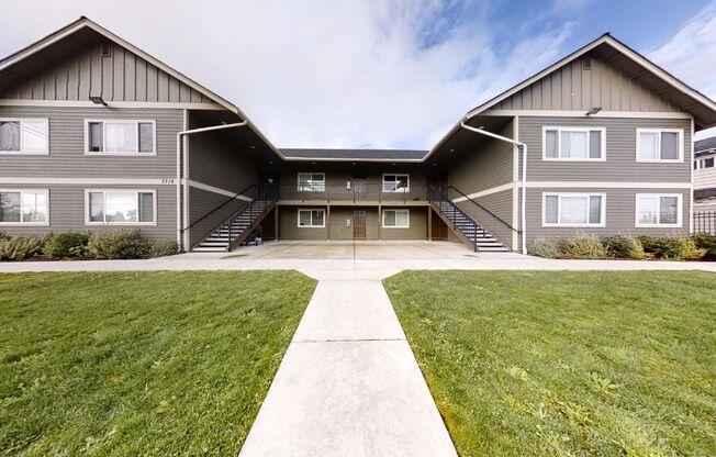 2 beds, 1 bath, 961 sqft, $1,395, Unit 8