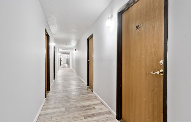 2 beds, 1 bath, 1,000 sqft, $1,199, Unit 1698 - 108