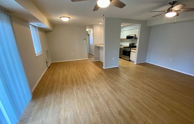Fairwinds. Renovated and Updated. Spacious 2 bed 2 bath ground level condo in Annapolis!