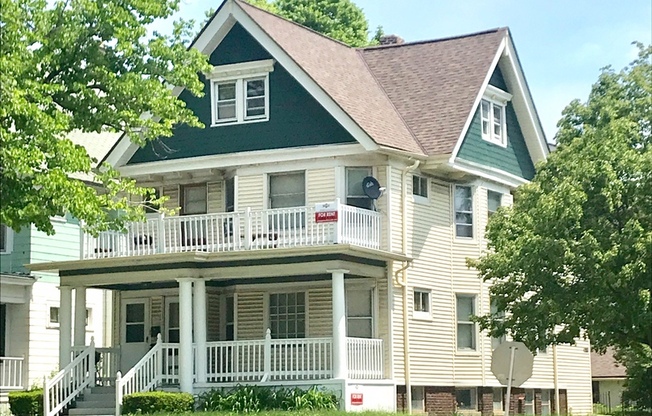 2600 N Humboldt Blvd.