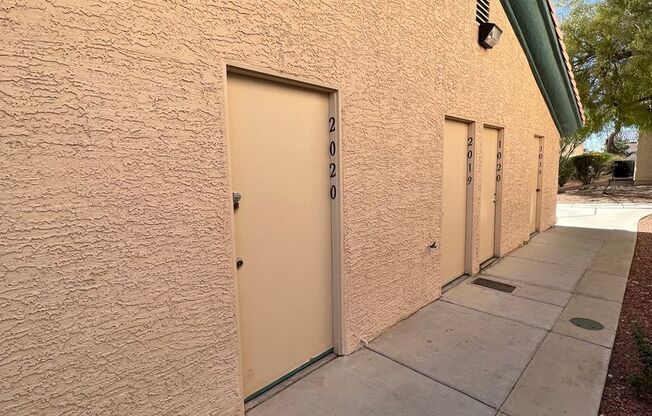 2 beds, 2 baths, $1,650