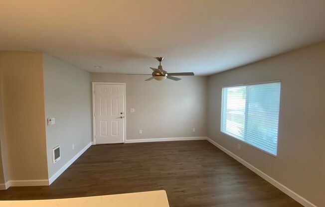 3 Bed, 2 Bath First Floor Condo in Central San Diego! Water/Trash Included!