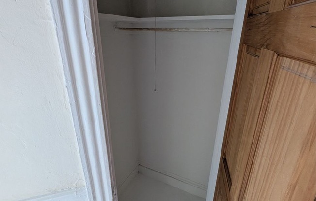 2 beds, 1 bath, $2,900, Unit 1