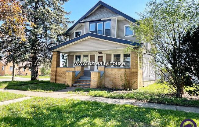 3430 MAPLE ST