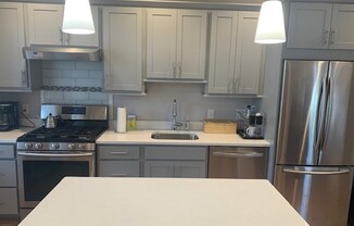 2 beds, 1 bath, 1,100 sqft, $2,900, Unit 1