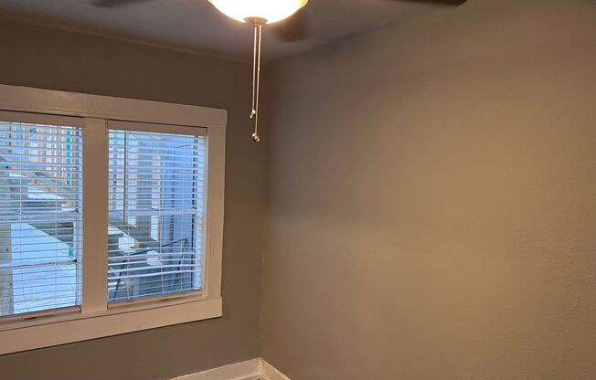 1 bed, 1 bath, 675 sqft, $700, Unit Lotus-217 UNIT # 2