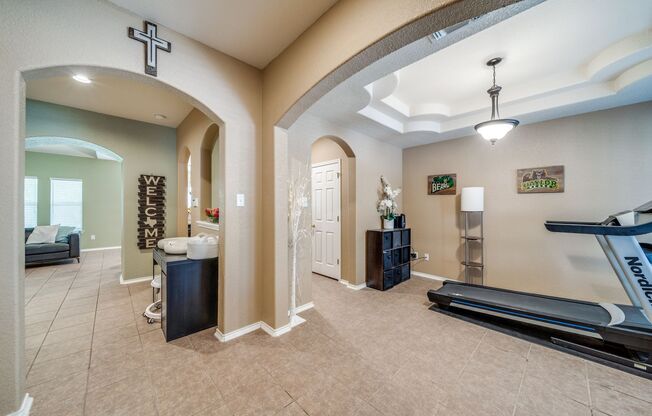 BEAUTIFUL 3-BEDROOM HOME IN ROSE MEADOWS
