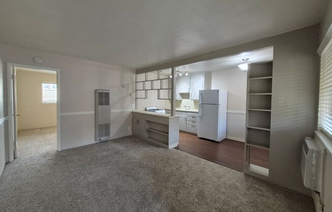 1 bed, 1 bath, $1,480, Unit 15