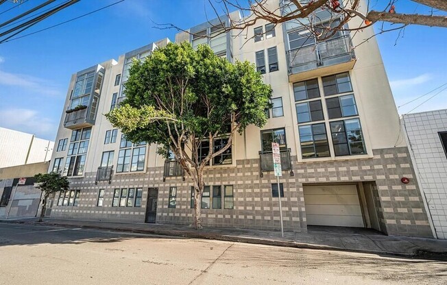 221 CLARA ST