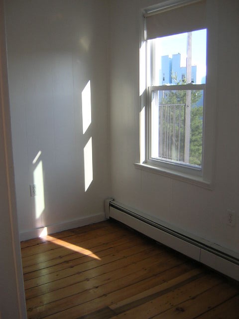 293 SUMNER ST