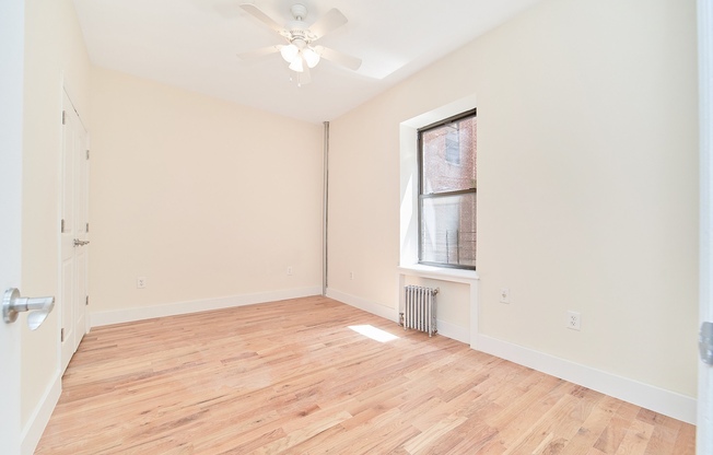 560 W 144 ST
