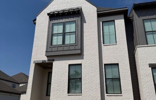 3BR/3.5BA For Rent