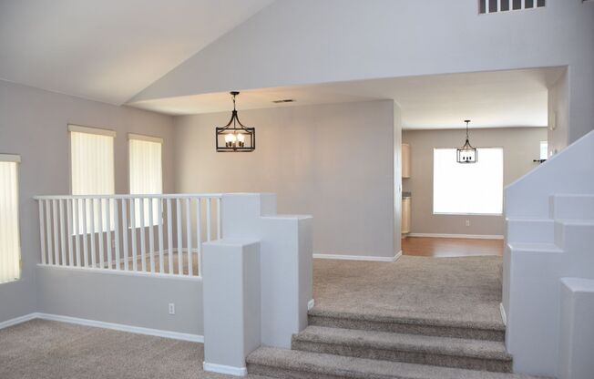 4 BEDROOM , 2.5 BATH BEAUTY IN THE NORTHWEST OF LAS VEGAS