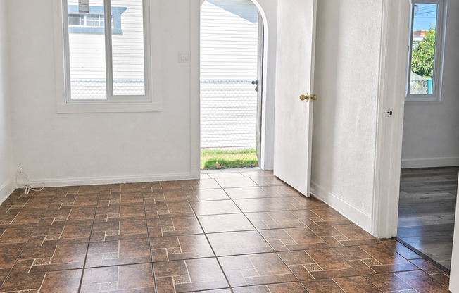 1117-1119 W. 58th Pl.