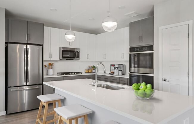 3 beds, 2 baths, 1,523 sqft, $2,999, Unit 405