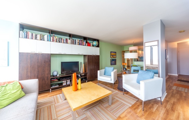5320 North Sheridan Road