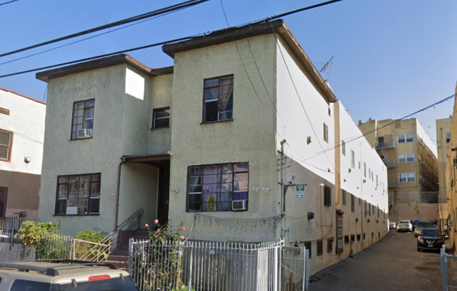 410 Witmer St.