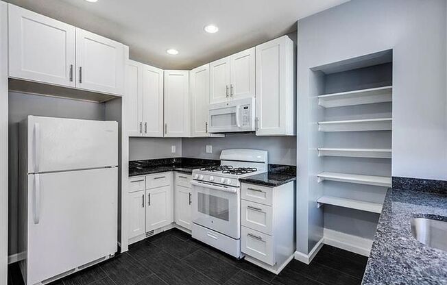 MOVE IN READY - PRIME CENTRAL LAWRENCEVILLE 2 BEDROOM HOME - 1 Block to Butler St!