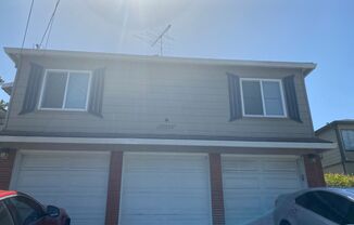 2 bed/1 bath unit in Hayward