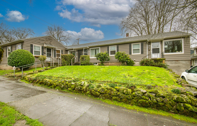 3242 3248 SE ALDER CT
