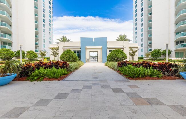 2 beds, 2 baths, $2,695, Unit #104