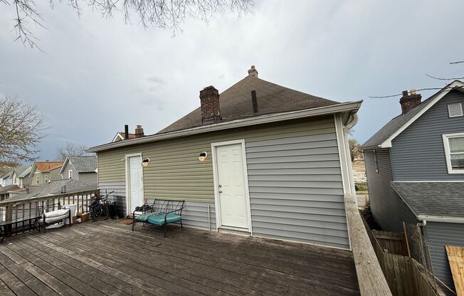 347-349 1/2 E Welch Ave