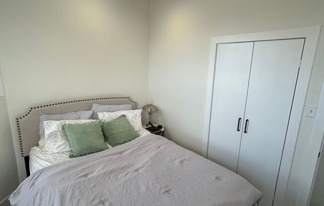 2 beds, 2 baths, 950 sqft, $2,500, Unit 303