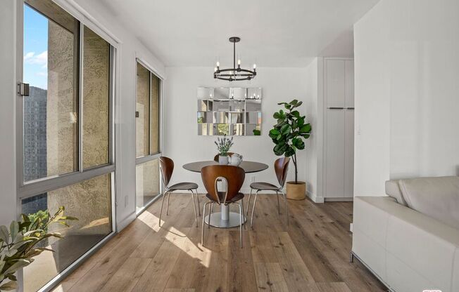 2 beds, 2 baths, 1,172 sqft, $3,850, Unit 905