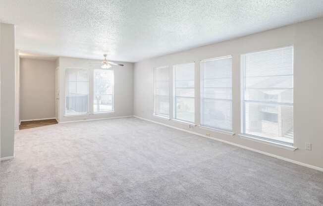 Sawgrass: Dining Area, at Westdale Hills, Texas