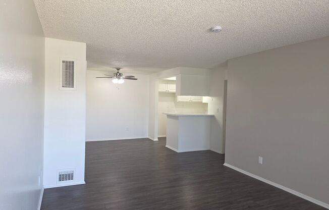 1 bed, 1 bath, 713 sqft, $2,075, Unit A071