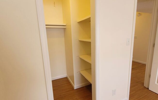 1 bed, 1 bath, 465 sqft, $625, Unit Unit 14