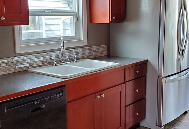 Beautiful Home In Tracyton