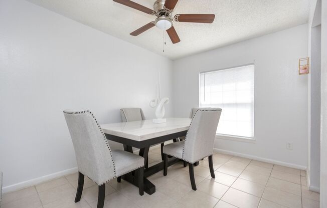 1 bed, 1 bath, 854 sqft, $1,150, Unit S-204
