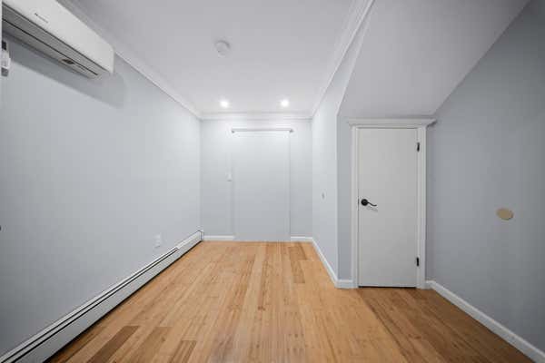 218 40 138 RD
