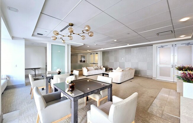 2 beds, 1 bath, 834 sqft, $3,100, Unit 529