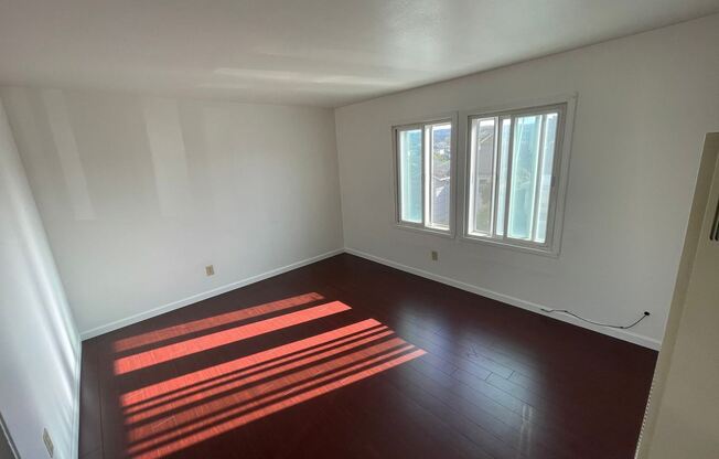 736-740 6th Ave