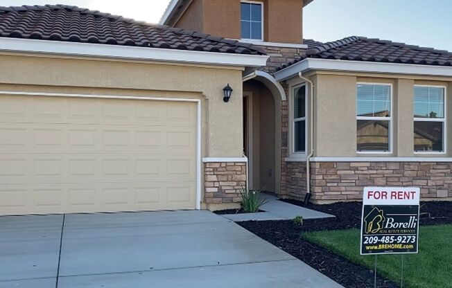REDUCED!!!  3 Bedroom 2 Bath Home for Rent in Gated Community!