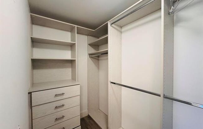 2 beds, 2 baths, $3,750, Unit # 1204