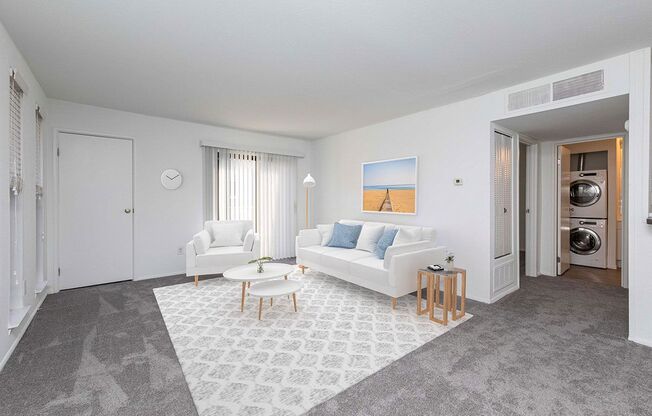 Living Area + In Unit W/D-Classic