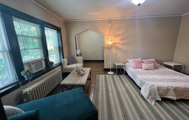 Studio, 1 bath, 650 sqft, $795, Unit Unit 202 Studio A650