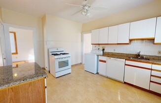 2 beds, 1 bath, 1,000 sqft, $2,500, Unit 2