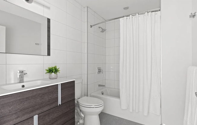 2 beds, 2 baths, 1,008 sqft, $4,100, Unit 203