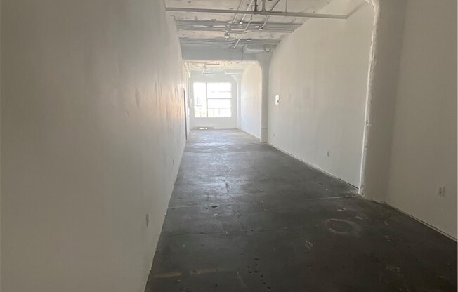 Studio, 850 sqft, $1,200, Unit 504