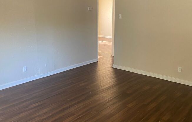 212 Slaughter, Arlington, TX 76016