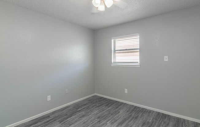 2 beds, 1 bath, 755 sqft, $685, Unit 1317 D